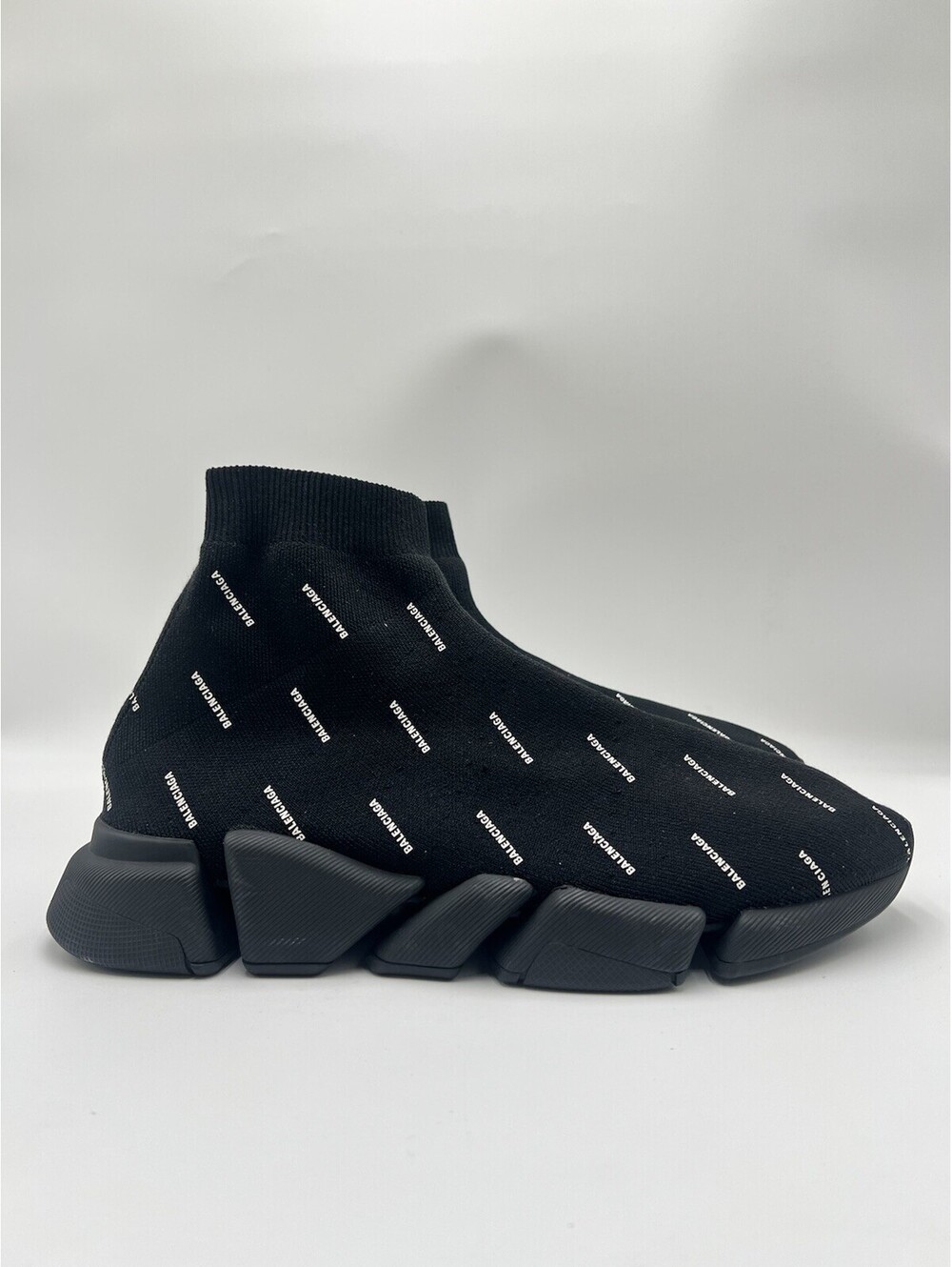 Men’s Balenciaga Speed Trainer 2.0 All Over Logo sneakers black  / White Size 12